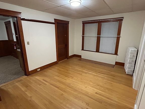 3rd image of 64 West St Floor 3