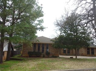 5614 Trail Crest Dr, Arlington, TX 76017