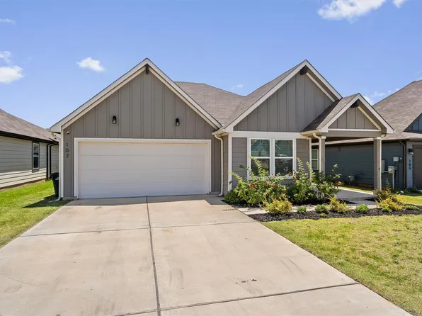 107 Aransas River Rd, Hutto, TX 78634