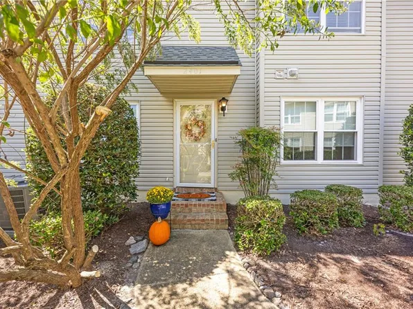 2401 London Pointe Dr, Virginia Beach, VA 23454
