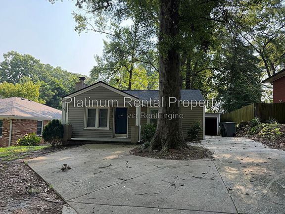 2nd image of 3224 Forrest Hills Dr SW