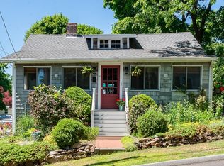 51 Bickford Rd, Braintree, MA 02184