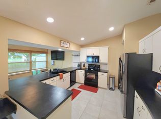 2549 SE Oaklyn St, Port Saint Lucie, FL 34984