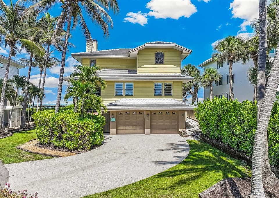 1st image of 16776 Grande Quay Dr