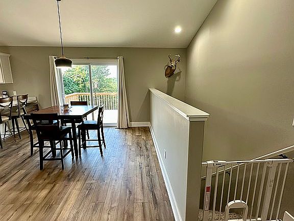 4th image of 2451 Kinney Ln