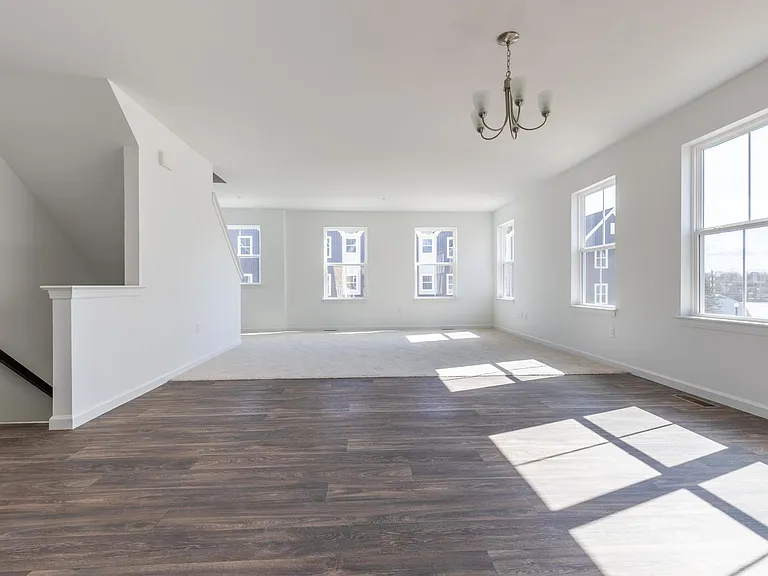 14 Meredith Way — Photo 6