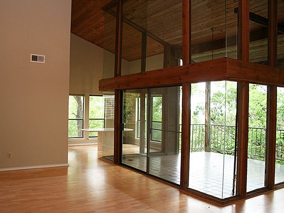 3rd image of 8200 Neely Dr APT 253