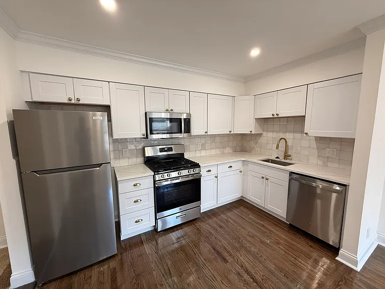 765 Westwood Dr — Photo 13
