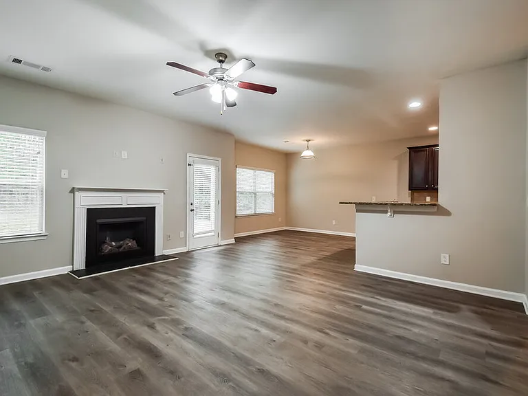 6338 Oakwell Pl — Photo 5
