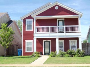 2404 SW Juniper Ave, Bentonville, AR 72712