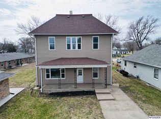 939 F St, Geneva, NE 68361
