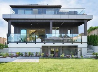 1130 Gordon Ave, West Vancouver, BC V7T1P9