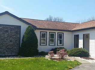 215 Saint Cecilia Rd, Latrobe, PA 15650