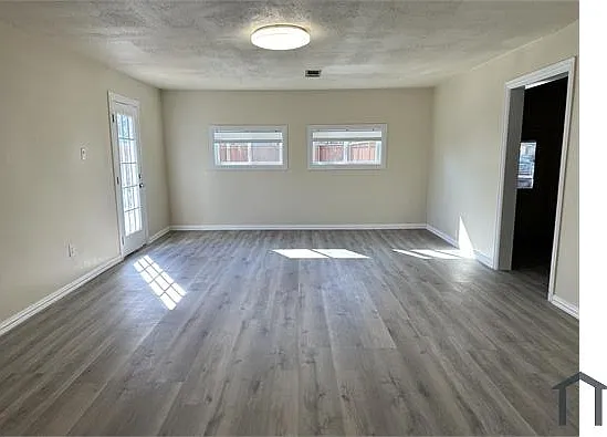 4706 Sachse Rd — Photo 12