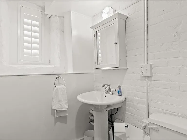 426 Spring St #B101 — Photo 5