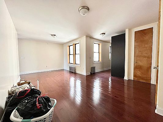 4th image of 290 Empire Blvd APT 3L