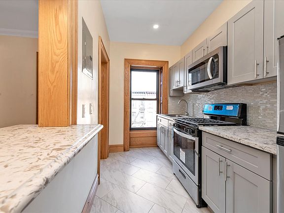 4th image of 22 Herkimer St APT 4