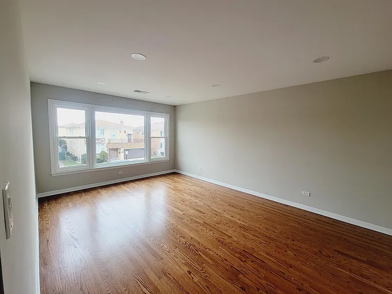 8436 W Windsor Ave #2 — Photo 5