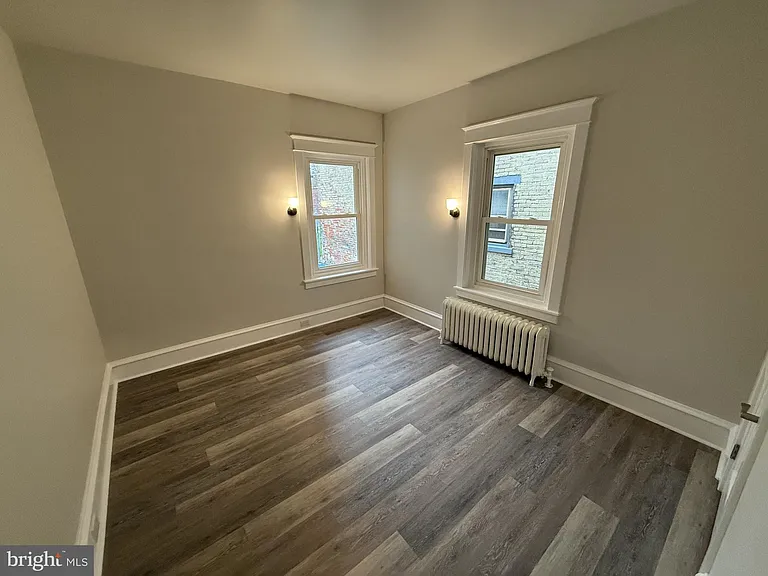 55 King St — Photo 11