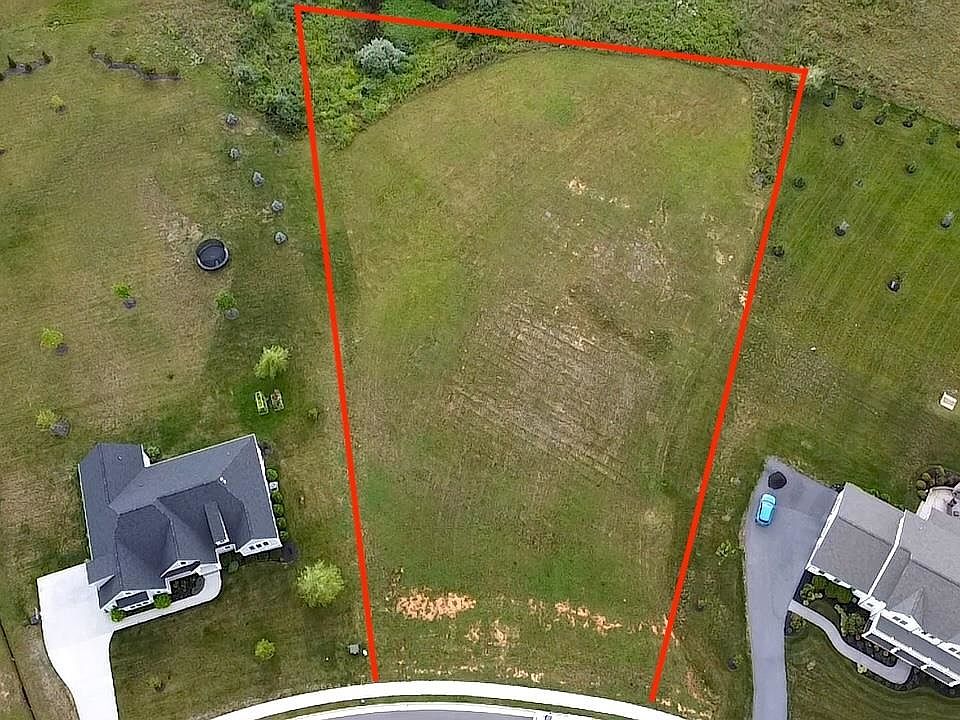 2nd image of 2720 Huntington Springs Dr