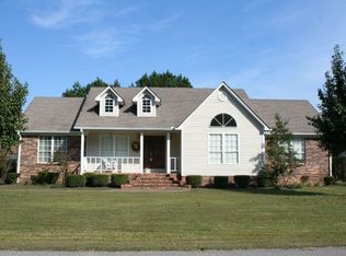 2204 Weston Dr, Corinth, MS 38834