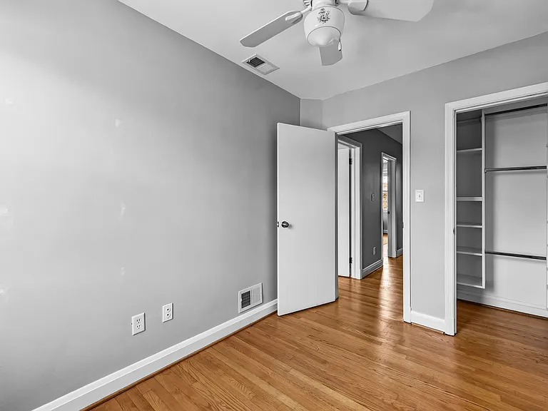 7049 Heathfield Rd — Photo 8