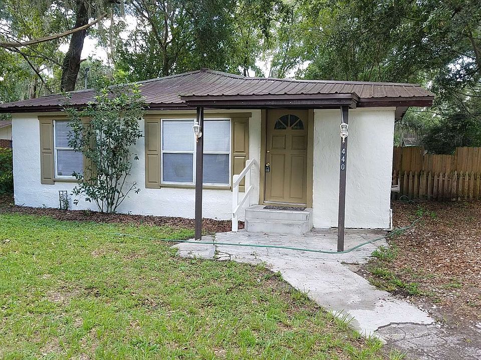 1st image of 440 SE Camp St