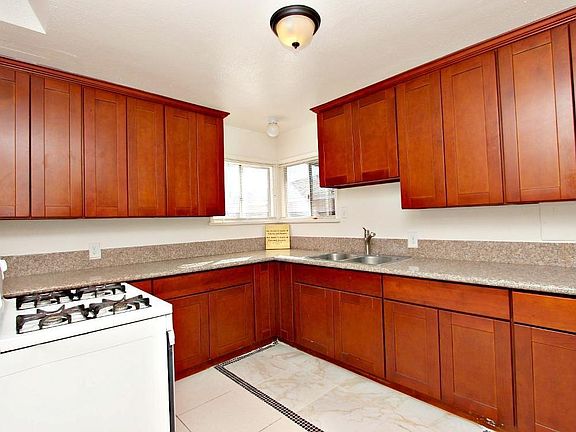 4th image of 3524 N Pershing Ave