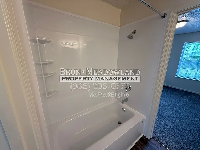 5622 Boxwood Garden Way — Photo 28