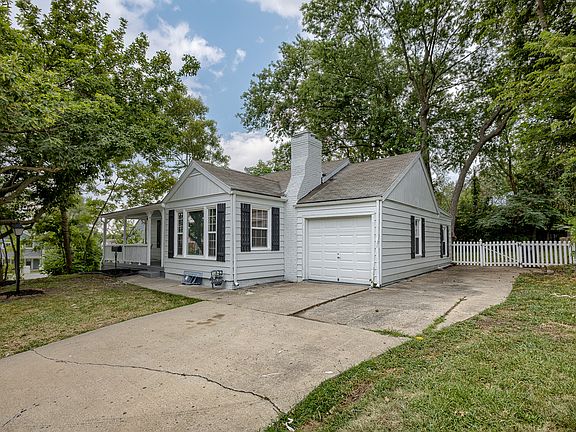 4th image of 8808 Wornall Rd