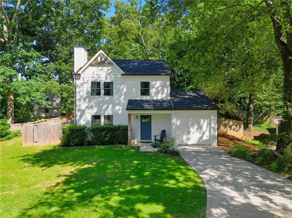 10520 Virginia Pine Ln, Johns Creek, GA 30022