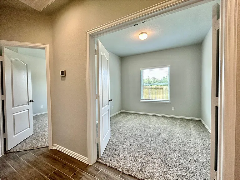 18519 Lilliput Ln — Photo 13