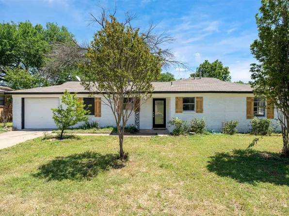 1220 Valentine St, Hurst, TX 76053