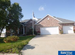 110 Wexford Rd, Aurora, NE 68818