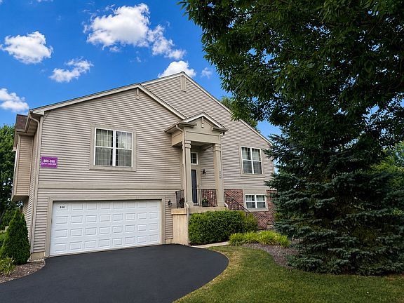 2nd image of 886 Cherry Creek Dr