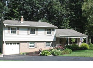 31 S 26th St, Pottsville, PA 17901