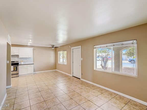 4th image of 2822 W KEIM Drive