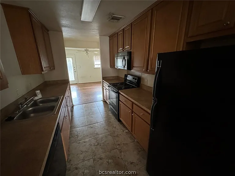 1710 Echols St #3 — Photo 4