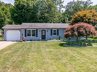 1206 Heatherstone Dr, Painesville, OH 44077