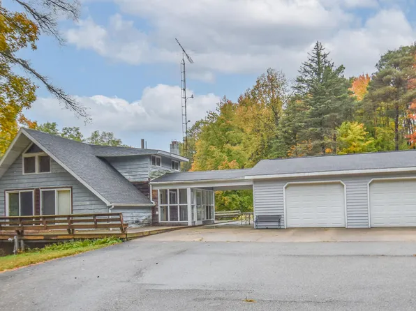 27831 L Dr N, Albion, MI 49224