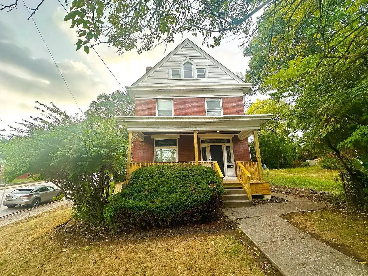 3501 Bevis Ave — Photo 1