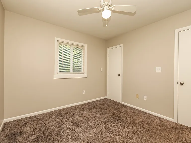143 Lake St — Photo 12