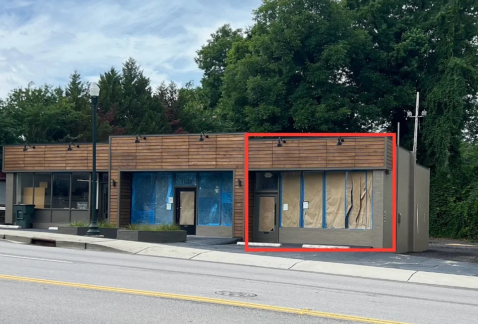 3035 N Main St #1