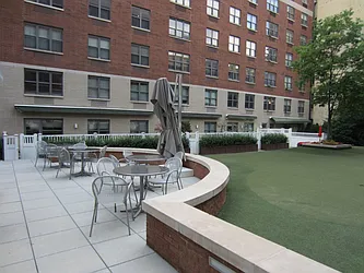 Rented by Rossi Living