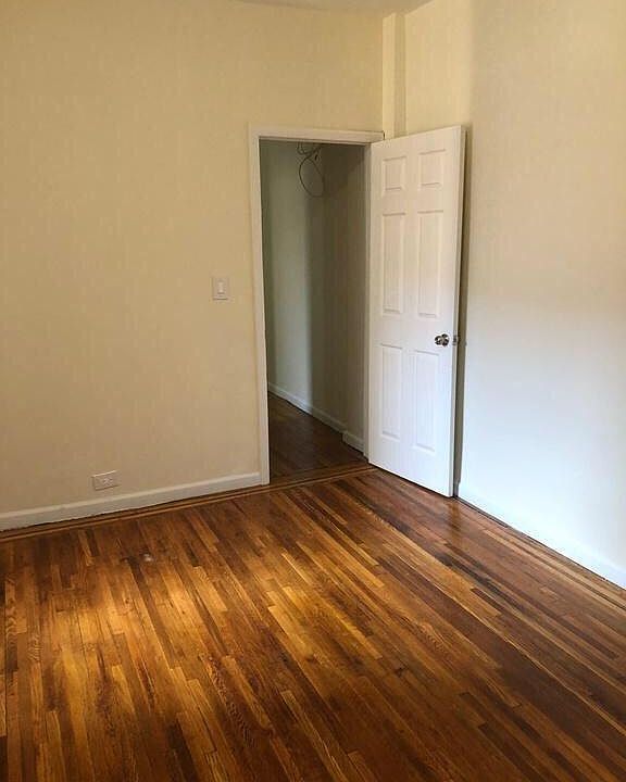 2nd image of 2157 Holland Ave APT 2E
