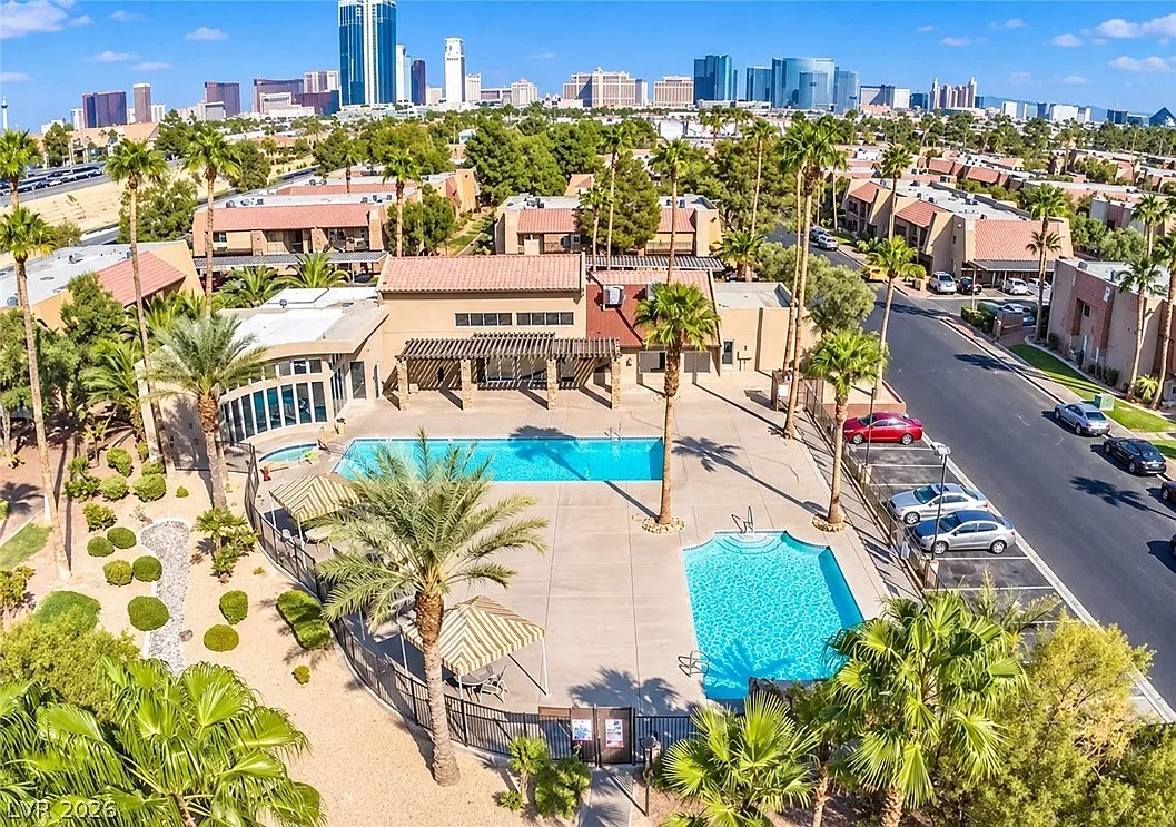 1 bed, 1.0 bath, 700 sqft, $1,100 — Photo 3