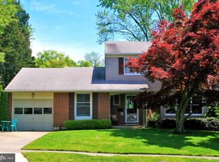 9 Rolling Rd, Stratford, NJ 08084