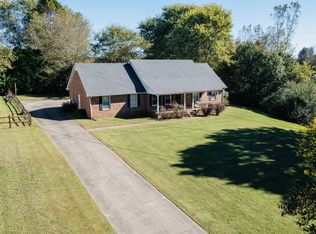 820 Jay Ln, Lascassas, TN 37085