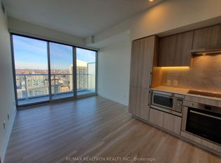 17 Bathurst St #4307, Toronto, ON M5V 0N1