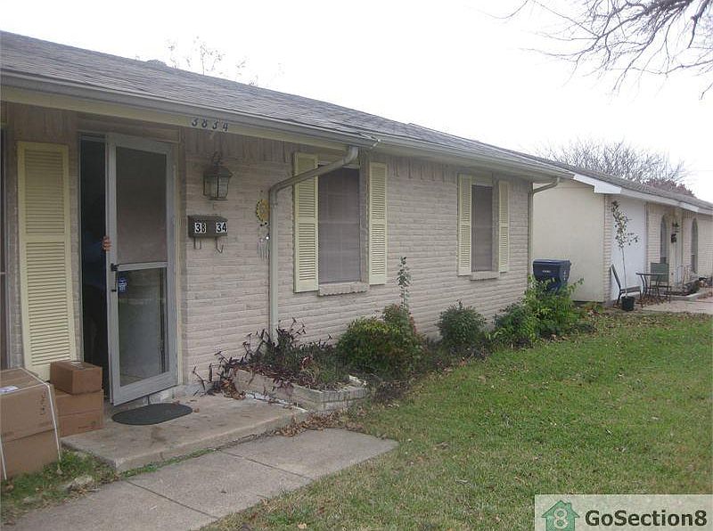 1st image of 3834 Newport Dr